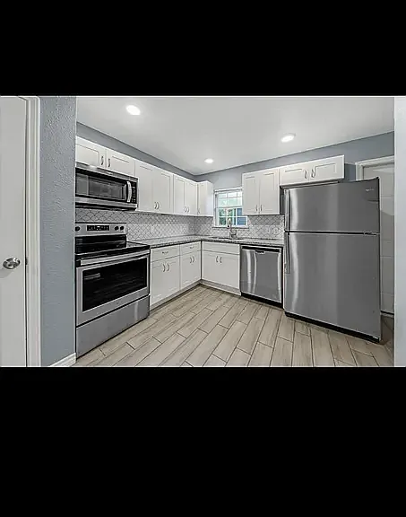 5702 Westover St — Photo 4