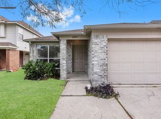 16957 Wren Hill St, Conroe, TX 77385