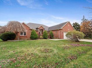 47238 Bluejay Dr, Macomb, MI 48044