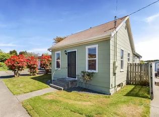 2242 Arbutus St, Eureka, CA 95503