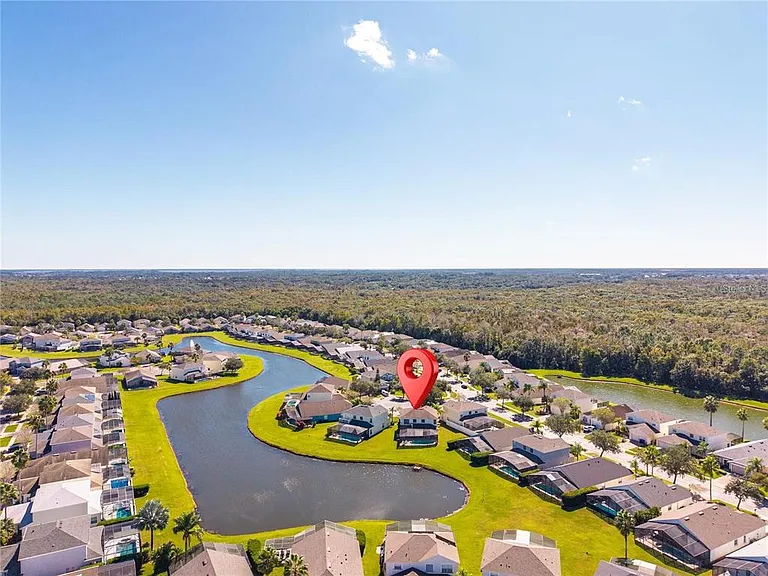 1202 Cumbrian Lakes Ct — Photo 24