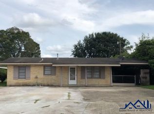 104 Evelyn Ave, Houma, LA 70363