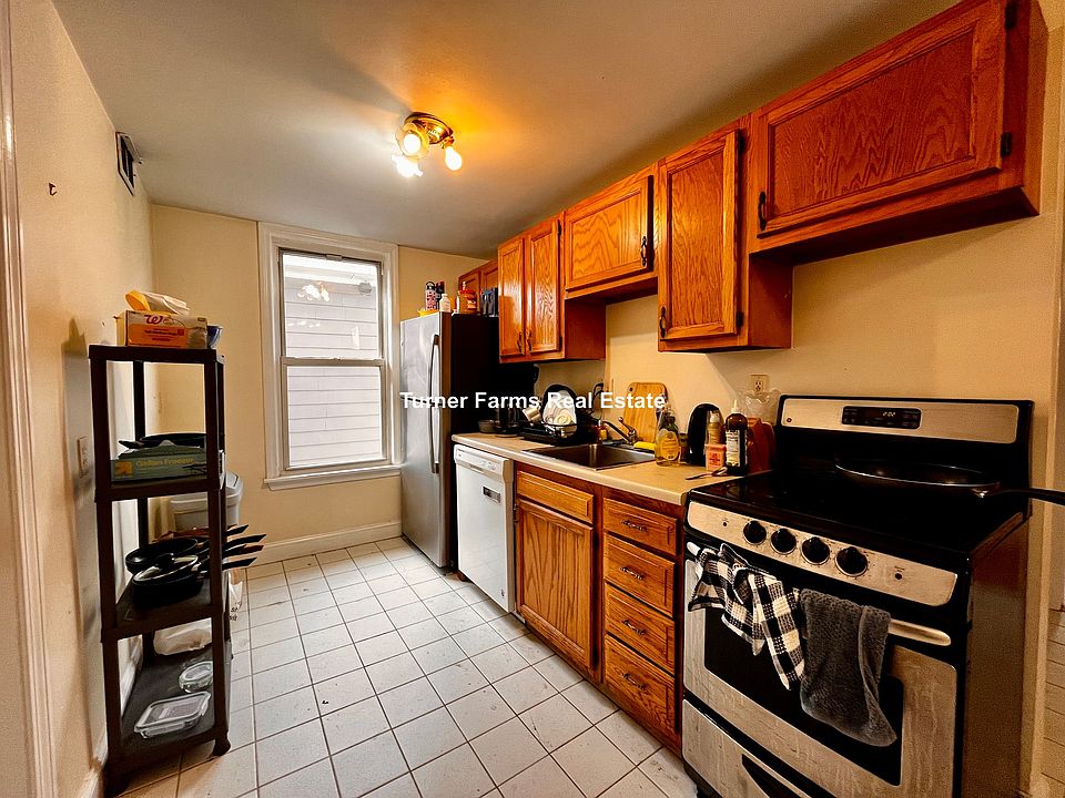 1st image of 216 Freeman St #2Z