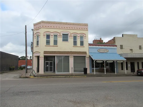 201 Live Oak St, Marlin, TX 76661