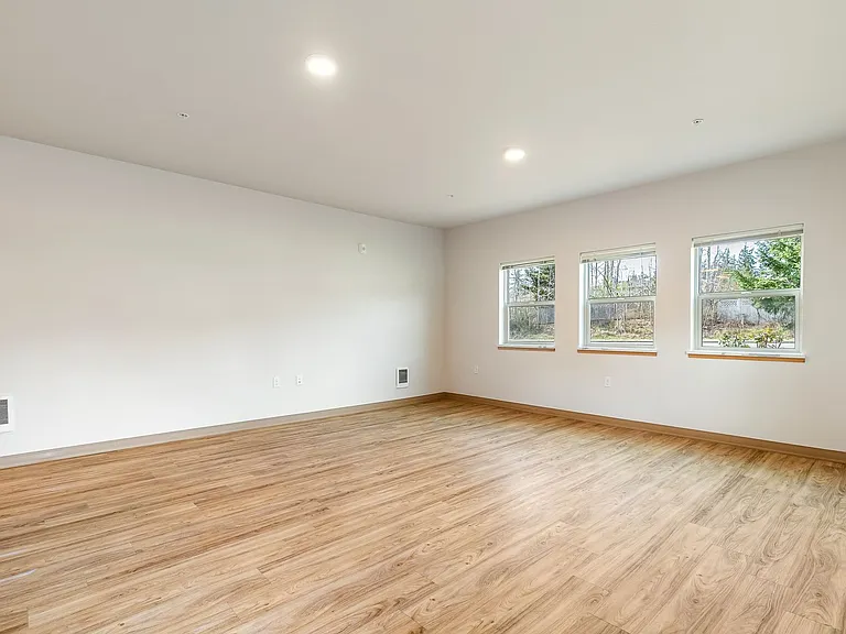 Cedar Grove Apartments — Photo 37