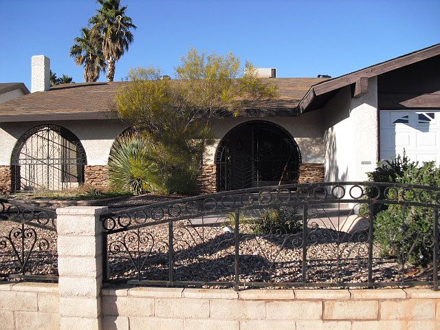 1st image of 1694 E Hacienda Ave