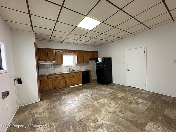 2nd image of 732 Main St