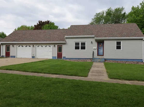 905 S Marshall St, Rock Rapids, IA 51246
