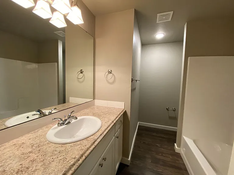 1503 Macalpine St — Photo 22