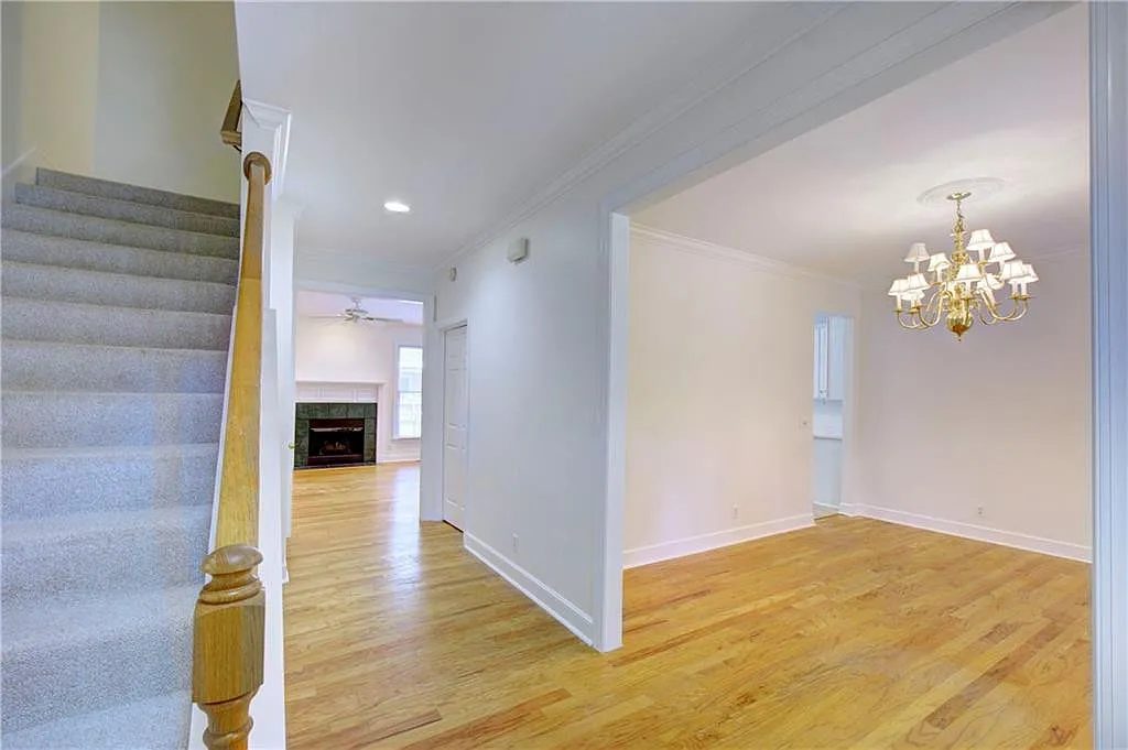 4 bed, 3.5 bath, 2822 sqft, $3,750 — Photo 4