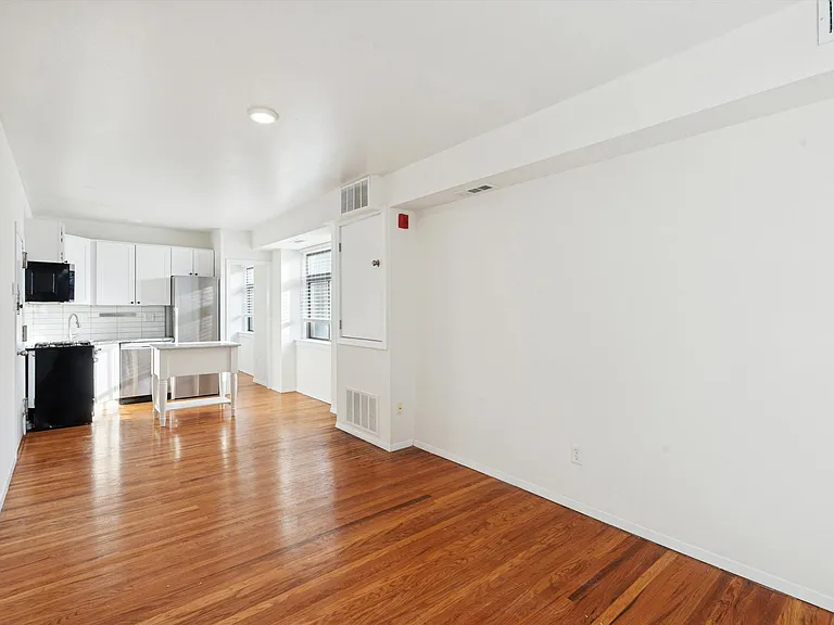 319 S 10th St #234 — Photo 12