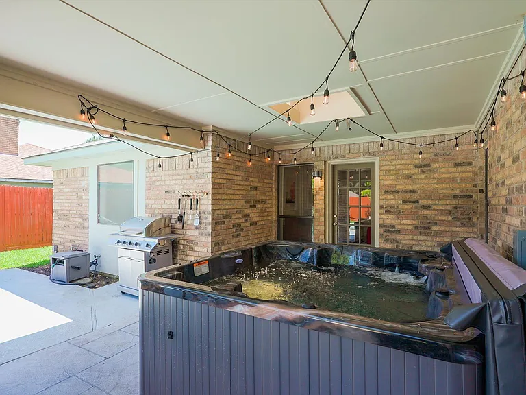 1613 E Spring Valley Rd — Photo 38