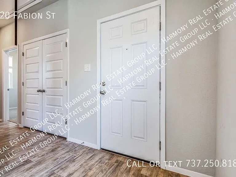 220 Fabion St — Photo 25