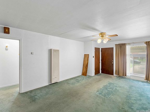5th image of 111 GORHAM DR