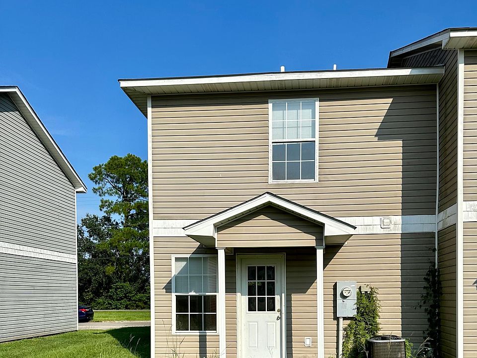 1st image of 10483 Cal Ln