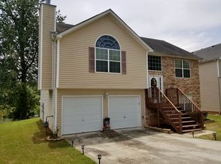 27 Waters Edge Way, Fayetteville, GA 30215