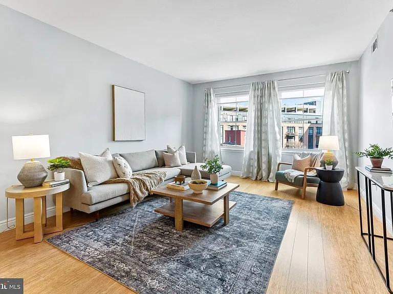 960 Fell St #960 — Photo 4
