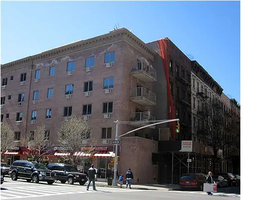 Sold by Harlem Lofts | media 9