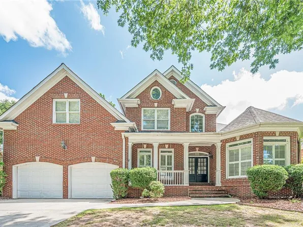 8425 Edwardton Dr, Roswell, GA 30076