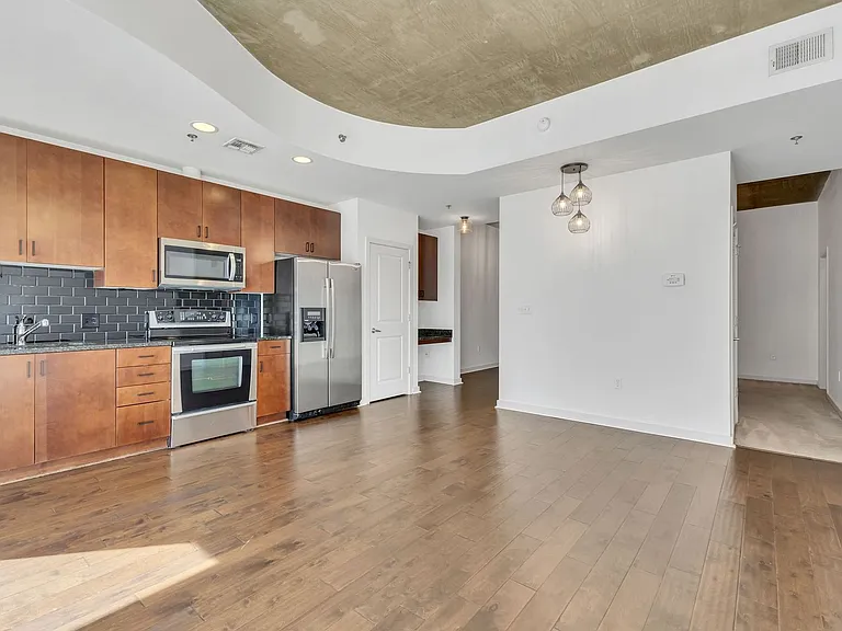 301 Demonbreun St #707 — Photo 20
