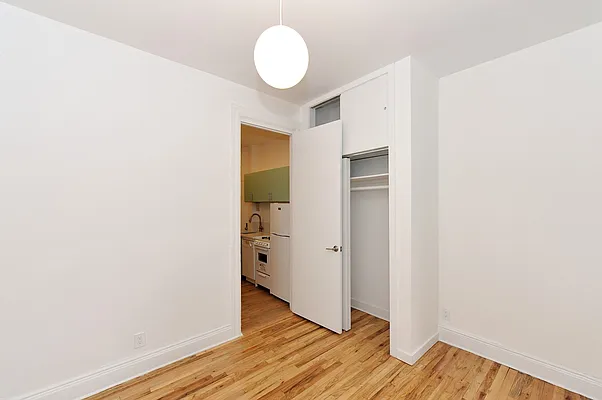 Rented by Aether Property Group | media 27