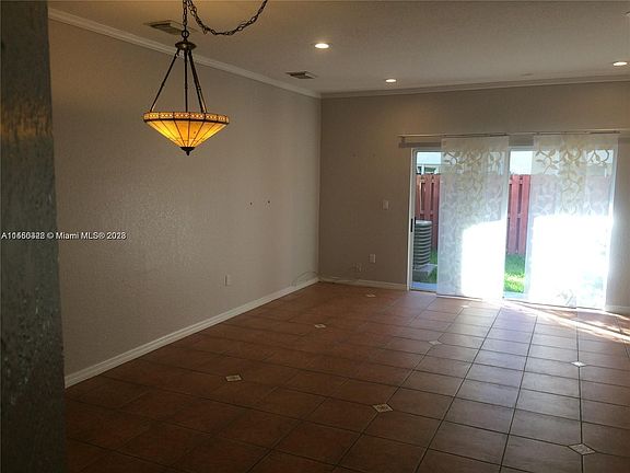 4th image of 10776 NW 84th Ln Unit 3-30