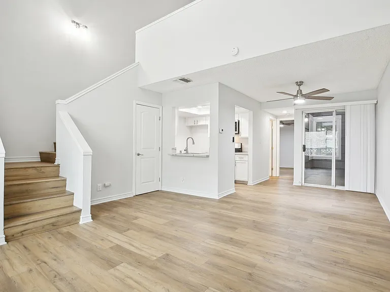 Olive Street Apartments — Photo 13