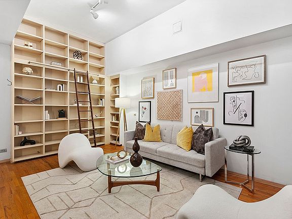 5th image of 529 W 42nd St APT 1H