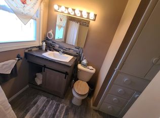 1314 W B St, North Platte, NE 69101