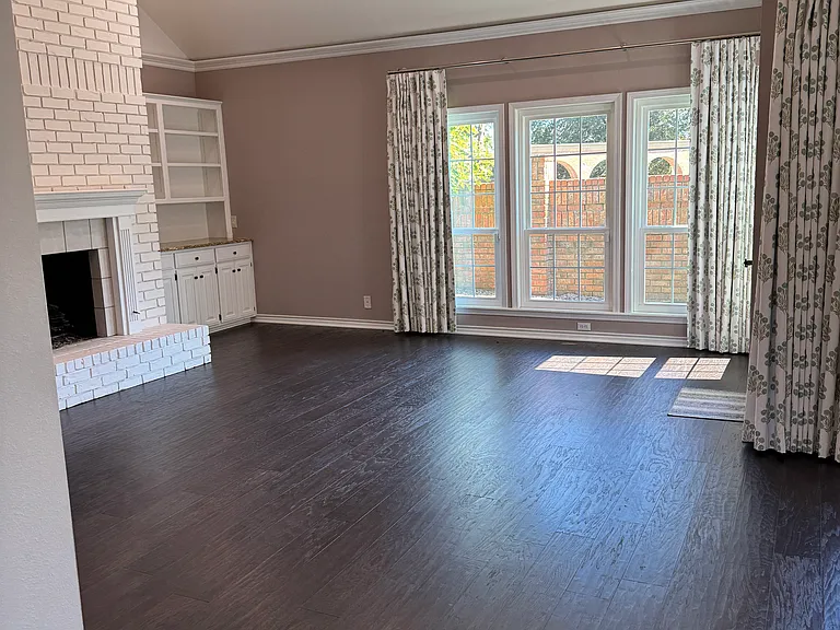 7117 Holly Square Ct — Photo 11