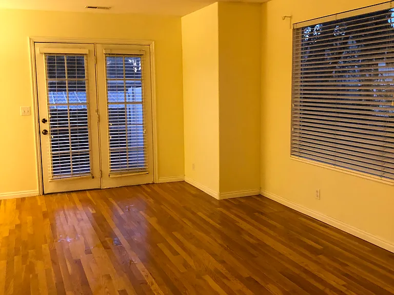 257 N Bliss Ct — Photo 5