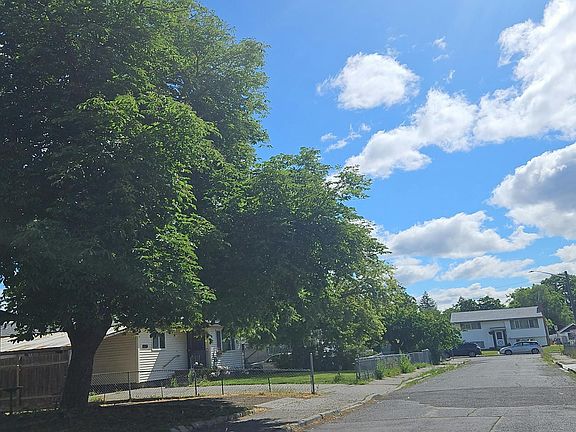 4th image of 1643 E Ostrander Ave