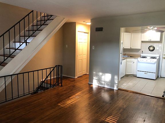 3rd image of 3116 Glenwood Ct