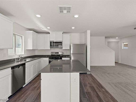 3rd image of 6279 Pink Cosmos Ave