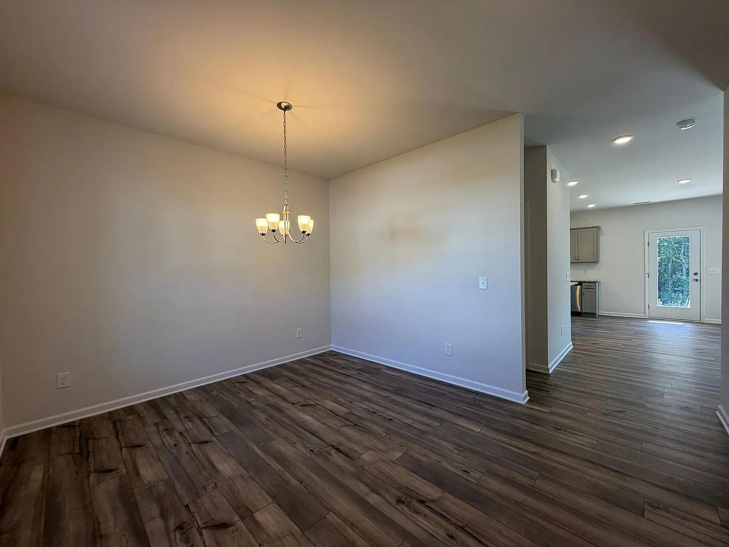 Brand New 4/2.5 House in West Rome- $2,195 — Photo 2