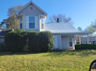 100 Ridge Ln, Niceville, FL 32578