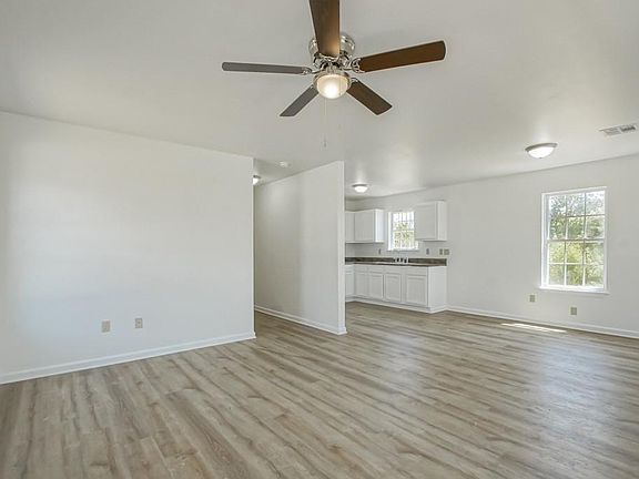 3rd image of 2037 Montegut St