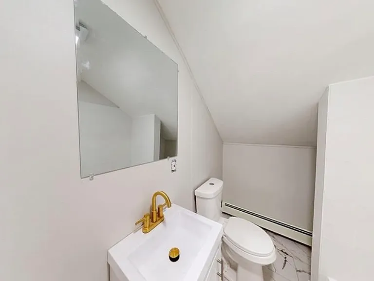 372 Hawkins St #3 — Photo 3