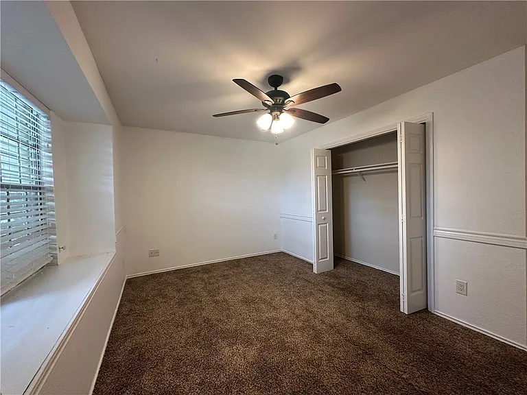 7822 Fox Dr — Photo 19