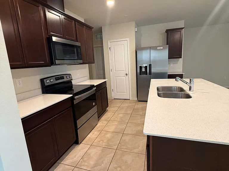 7363 Catania Loop — Photo 3