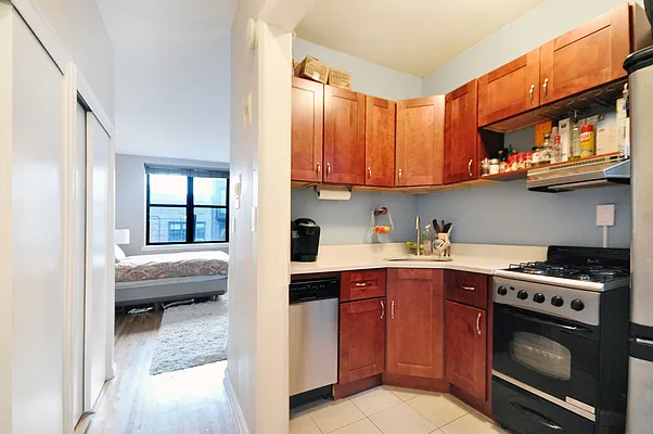 Rented by Compass | media 14