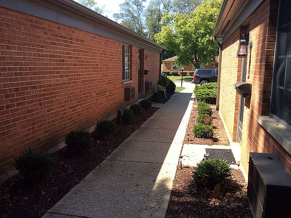 2nd image of 5442 Dunmore Dr