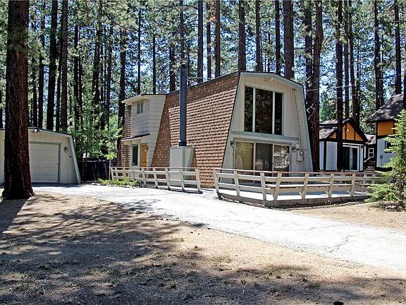 2nd image of 571 Ponderosa Ave