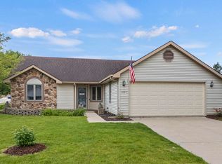 1207 Elm St, Auburn, IN