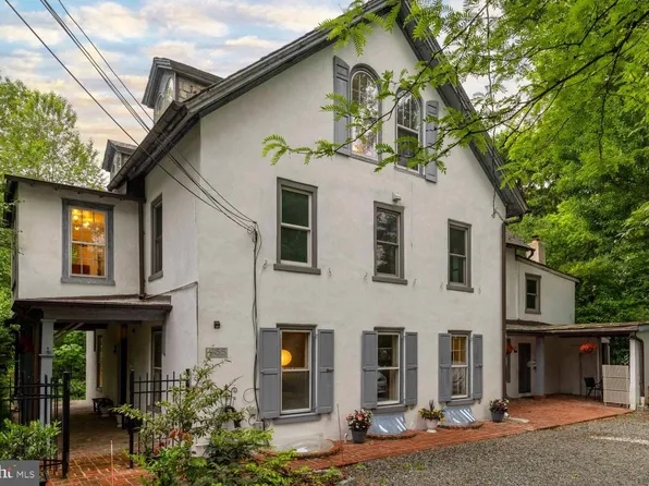 35 Violet Ln, Lansdowne, PA 19050