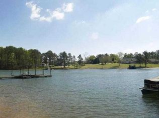 4426 Shellie Ln, Oakwood, GA 30566