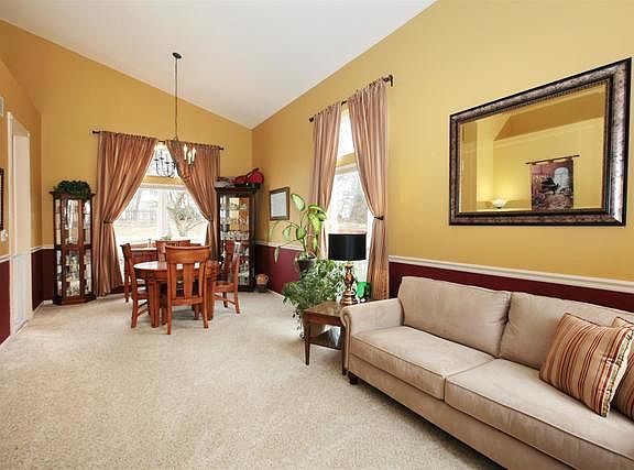 3rd image of 1482 Almaden Ln