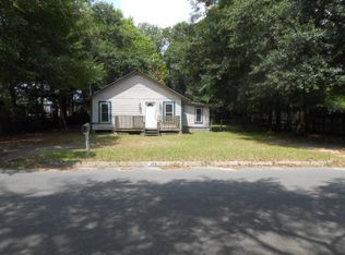 103 N Cherokee St, Geneva, AL 36340