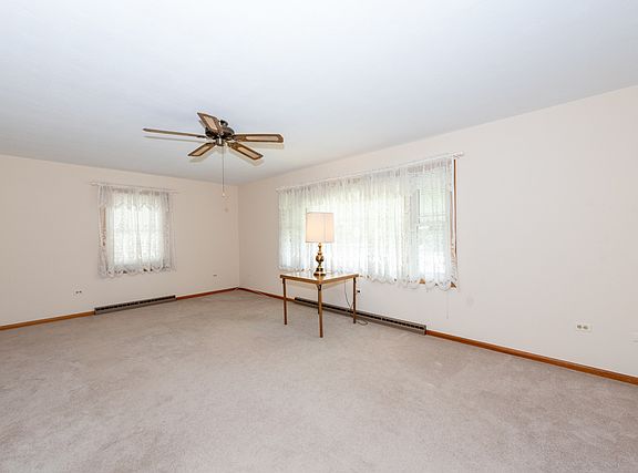 3rd image of 2904 Hyde Park Ave