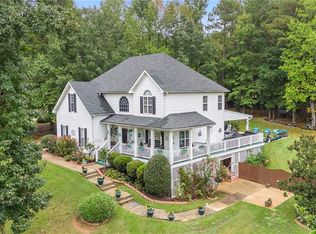 5 Barrington Bluff Ct, Sharpsburg, GA 30277